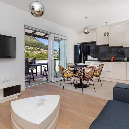 Life Plus-two Bedroom With Terrace Appartement