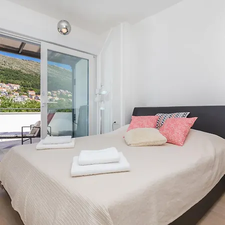 Life Plus-two Bedroom With Terrace Apartman Dubrovnik