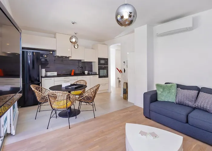 Life Plus-two Bedroom With Terrace